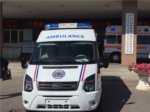 新疆救護(hù)車(chē)